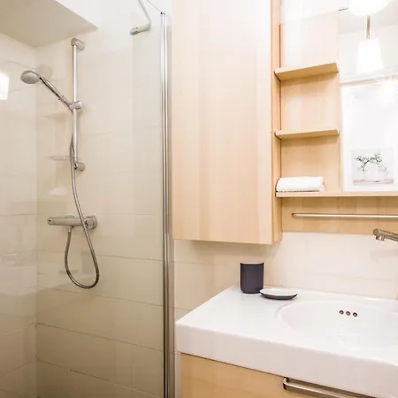 Le Montoulieu - Proche Place Des Carmes Apartament